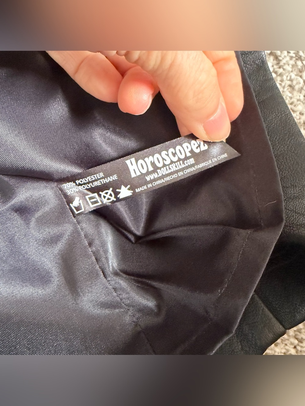 Black Faux Leather HOROSCOPEZ Mini Skirt Sz Small NWOT Chunky Zippers - Picture 6 of 6